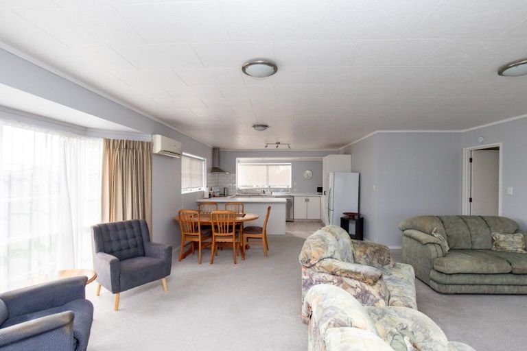 Photo of property in 37 Darlington Street, Ngatea, 3503