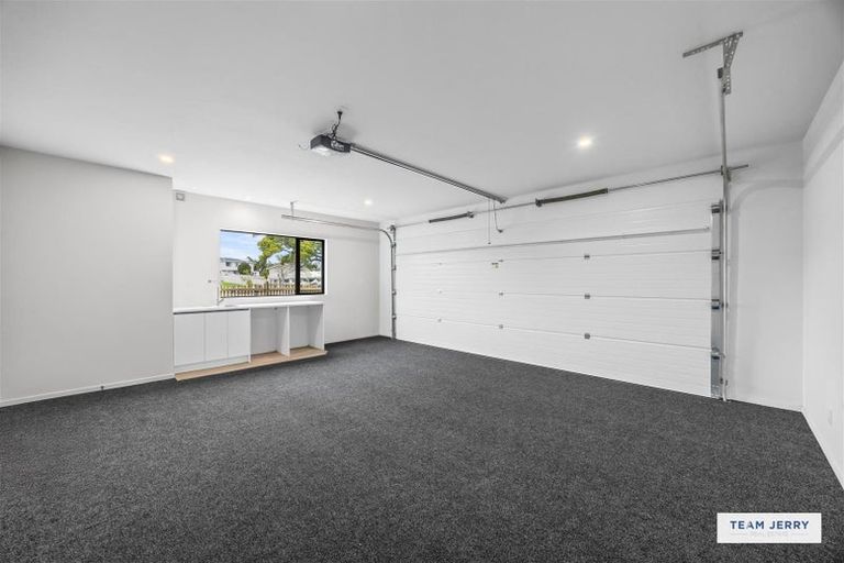 Photo of property in 339a Bucklands Beach Road, Bucklands Beach, Auckland, 2012