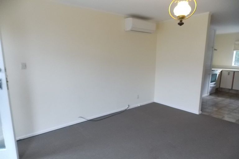 Photo of property in 100a Broderick Road, Johnsonville, Wellington, 6037