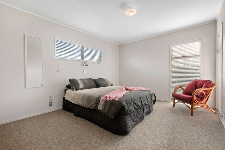 Photo of property in 5 Edgewater Grove, Whakatane, 3120