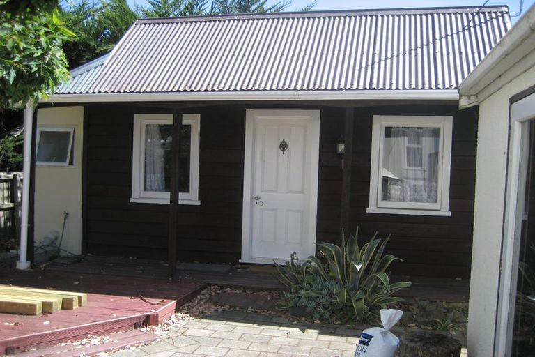 Photo of property in 166 Main Road, Redcliffs, Christchurch, 8081