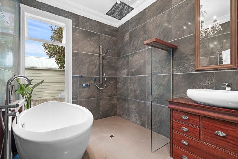 Photo of property in 141 Main Street, Greytown, 5712