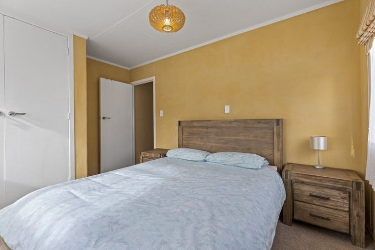 Photo of property in 12 Falkner Park, Taumarunui, 3920