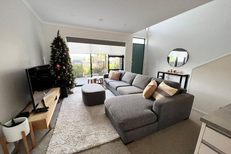Photo of property in 13 Saltmarsh Road, Hobsonville, Auckland, 0616