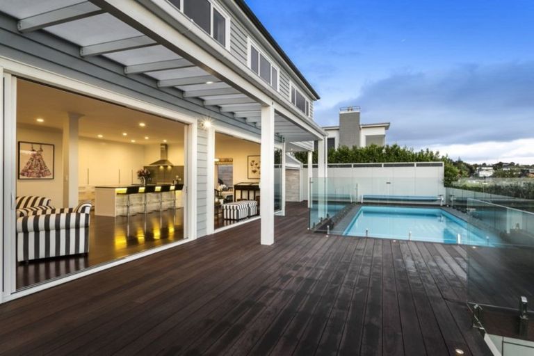 Photo of property in 49 Maire Road, Orewa, 0931