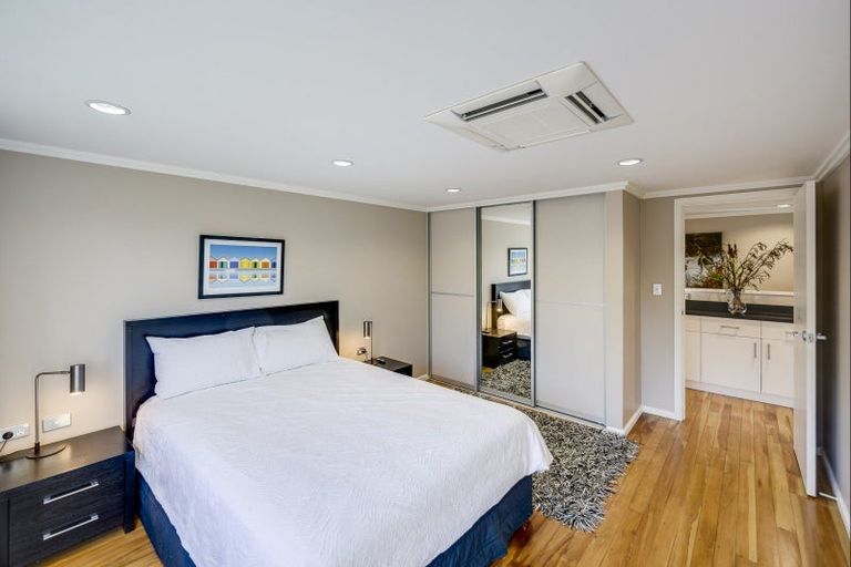 Photo of property in 292 Poraiti Road, Poraiti, Napier, 4182