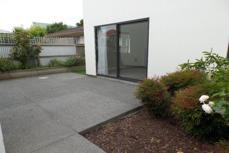 Photo of property in 79 Mandeville Street, Riccarton, Christchurch, 8011