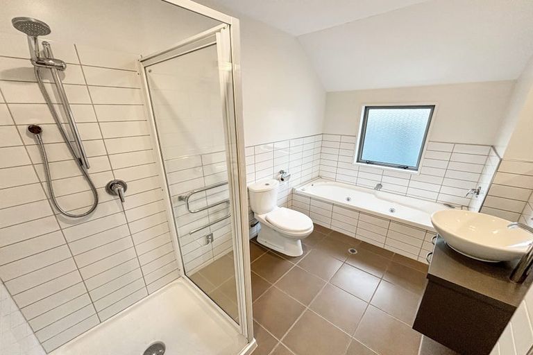 Photo of property in 972c Colombo Street, St Albans, Christchurch, 8014