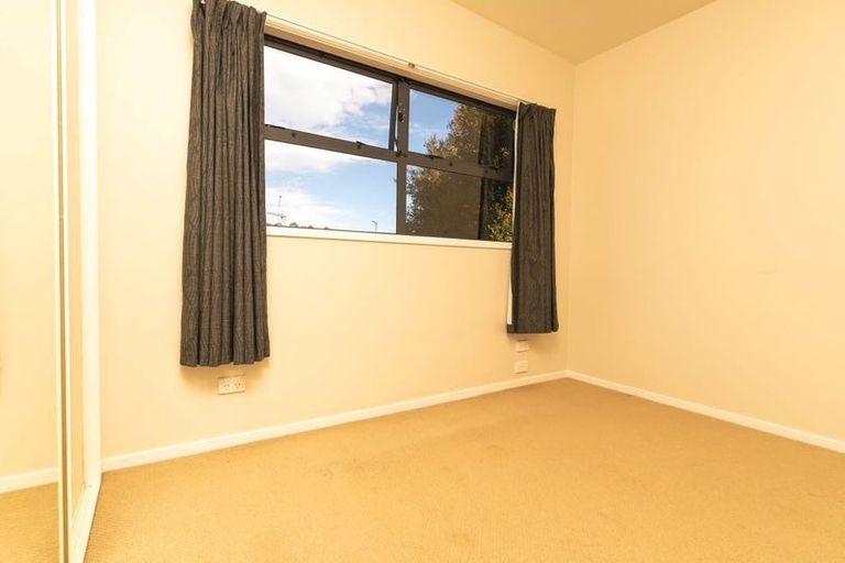 Photo of property in 9/79 Schnapper Rock Road, Schnapper Rock, Auckland, 0632