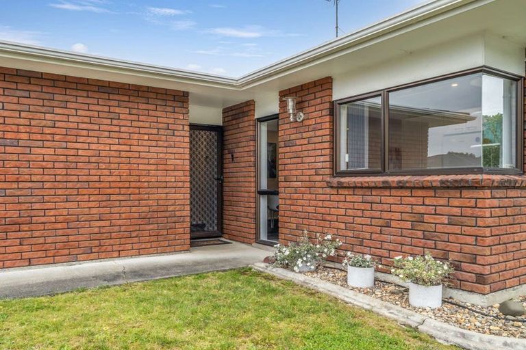 Photo of property in 1 Loader Place, Tawhero, Whanganui, 4501