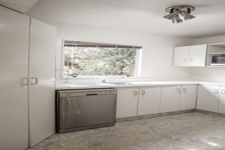 Photo of property in 4/10 Nova Place, Christchurch Central, Christchurch, 8011