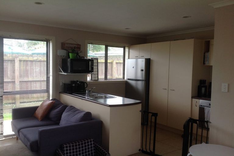 Photo of property in 25 Toomer Place, Beachlands, Auckland, 2018