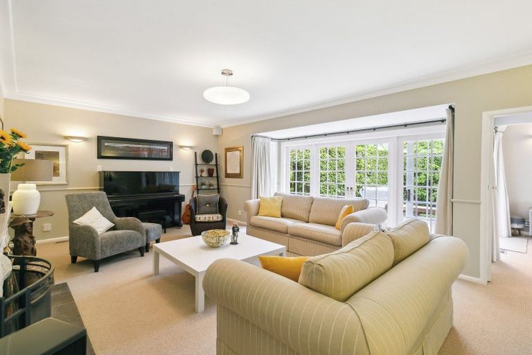 Photo of property in 22 Woodmancote Road, Khandallah, Wellington, 6035