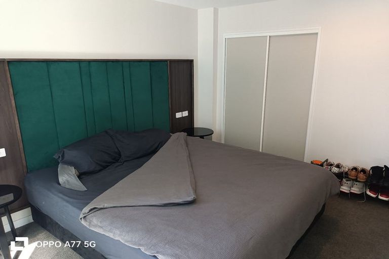 Photo of property in Proximity Apartment Hotel, 804/172u Thorndon Quay, Pipitea, Wellington, 6011