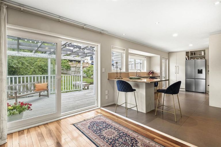 Photo of property in 42 Hart Road, Hauraki, Auckland, 0622