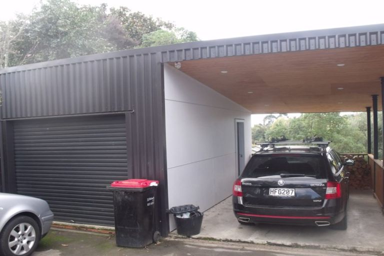 Photo of property in 17 Tauroa Road, Havelock North, 4130