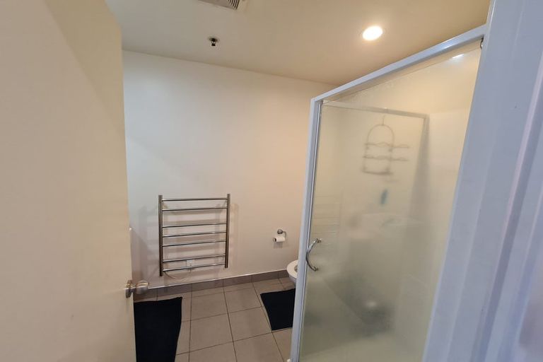 Photo of property in 1193unit Hinemoa Street, Rotorua, 3010