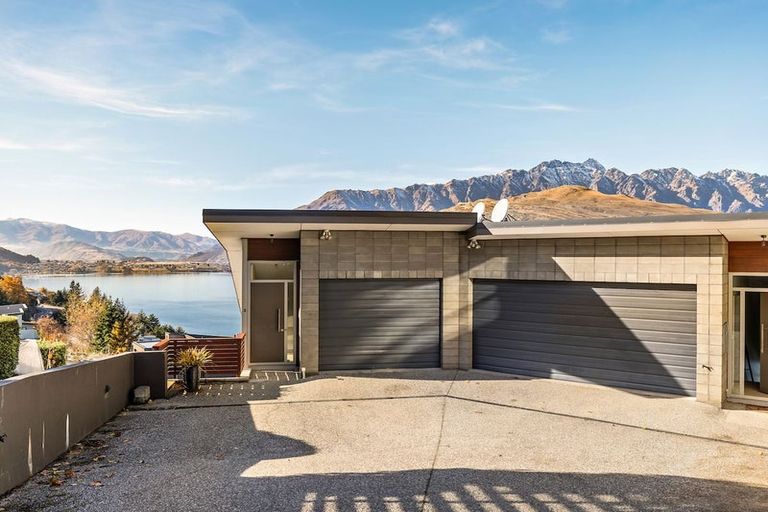 Photo of property in 2/11 Gum Lane, Queenstown, 9300