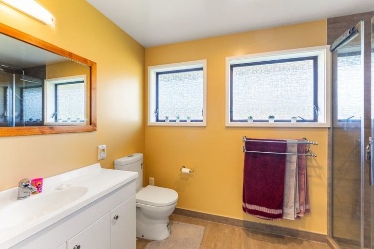 Photo of property in 28 Brandon Street, Otaki, 5512