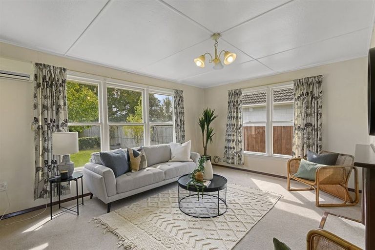 Photo of property in 53 Flay Crescent, Burnside, Christchurch, 8053