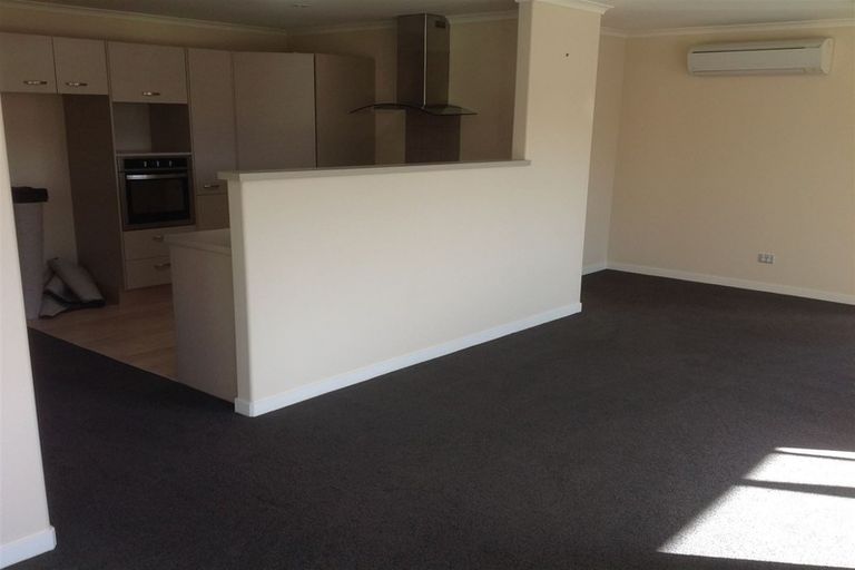 Photo of property in 48c Hamilton Road, Cambridge, 3434