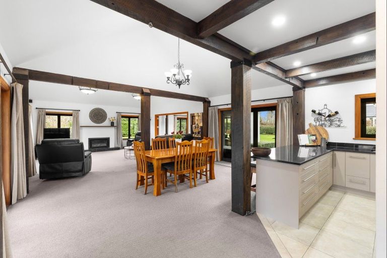 Photo of property in 443 Stoney Creek Road, Kelvin Grove, Palmerston North, 4470