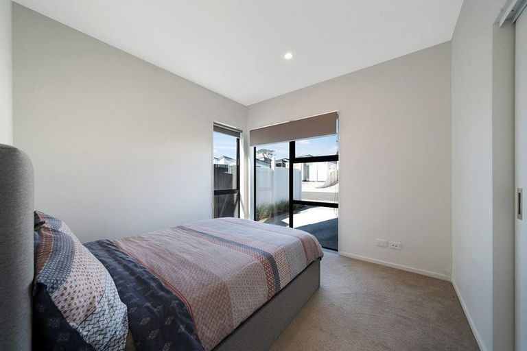 Photo of property in 18 Mata Road, Massey, Auckland, 0614