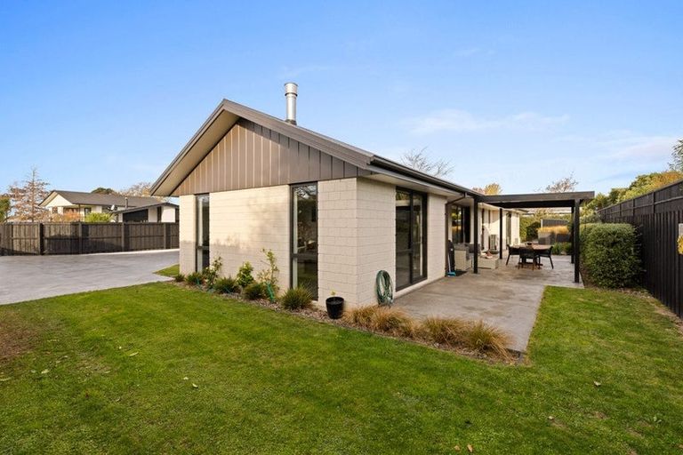 Photo of property in 141 West Belt, Rangiora, 7400