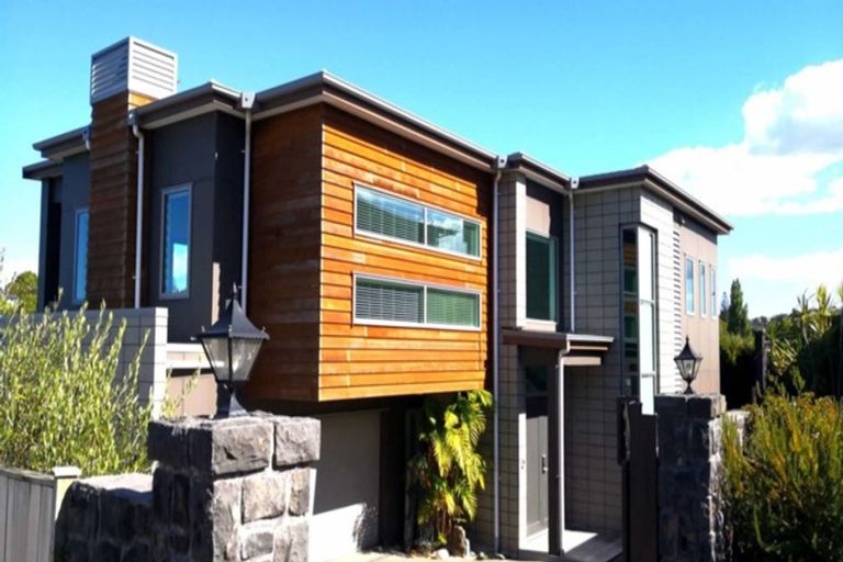 Photo of property in 26 Remuremu Street, Long Bay, Auckland, 0630
