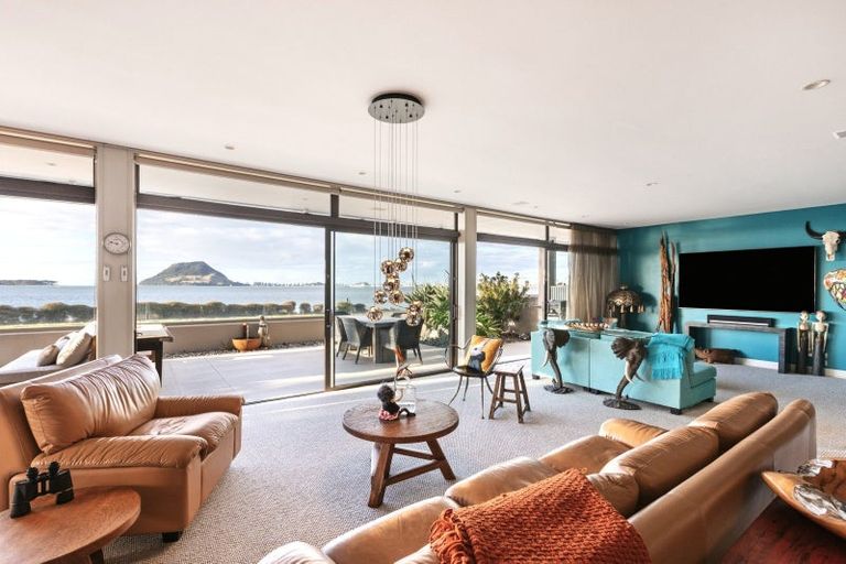 Photo of property in 1/98 Harbour Drive, Otumoetai, Tauranga, 3110