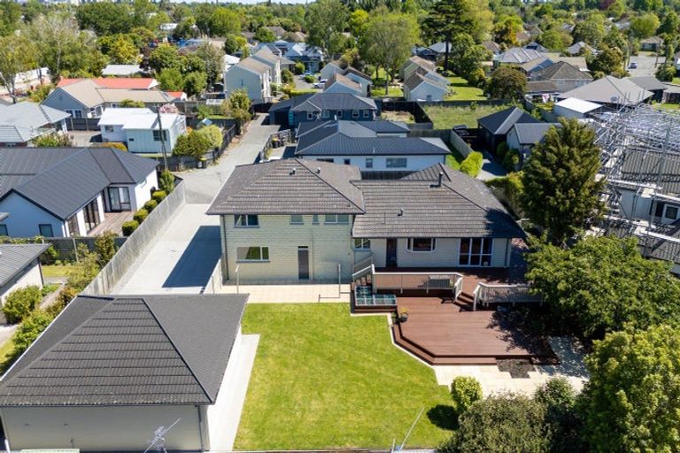 Photo of property in 100a Aorangi Road, Bryndwr, Christchurch, 8053