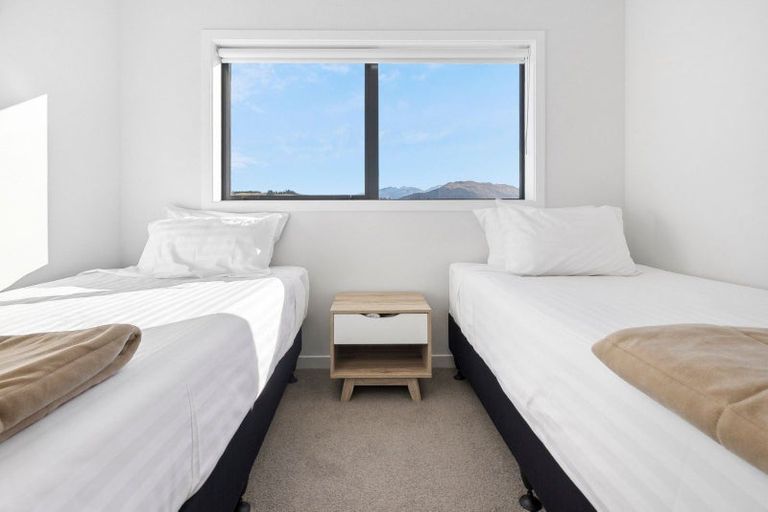 Photo of property in Northlake, 38 Glenavon Green, Wanaka, 9305