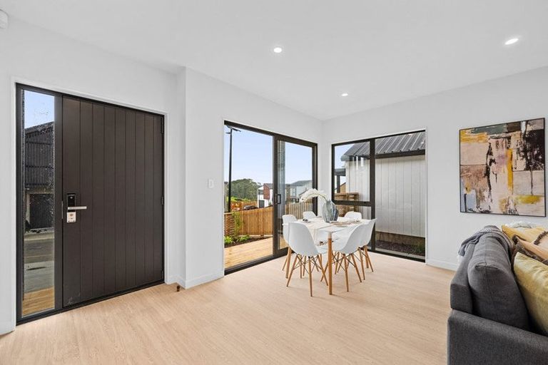 Photo of property in 7b Kotiu Place, Massey, 0614