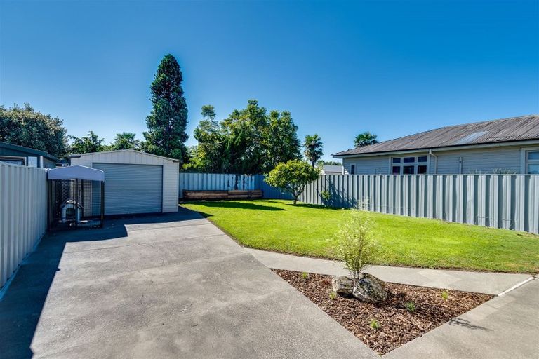 Photo of property in 104 Meeanee Road, Taradale, Napier, 4112