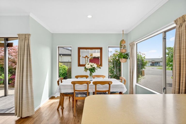 Photo of property in 13 Aintree Place, Taradale, Napier, 4112