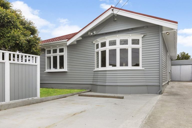 Photo of property in 75 Kauri Street, Miramar, Wellington, 6022