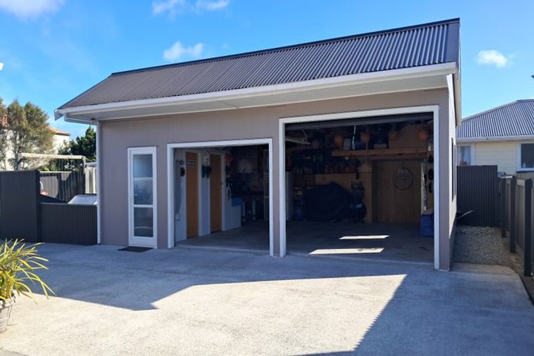 Photo of property in 13 Bentham Street, Westport, 7825