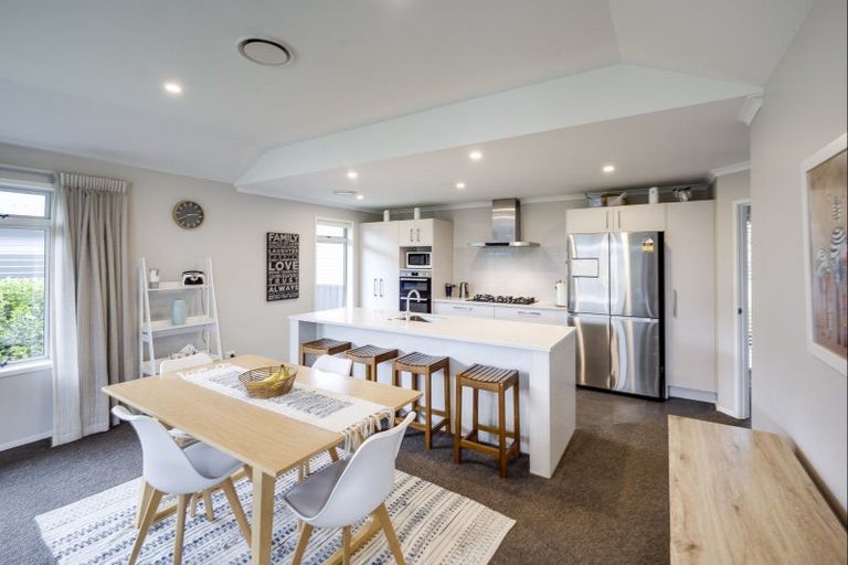 Photo of property in 412 Nottingley Road, Frimley, Hastings, 4120