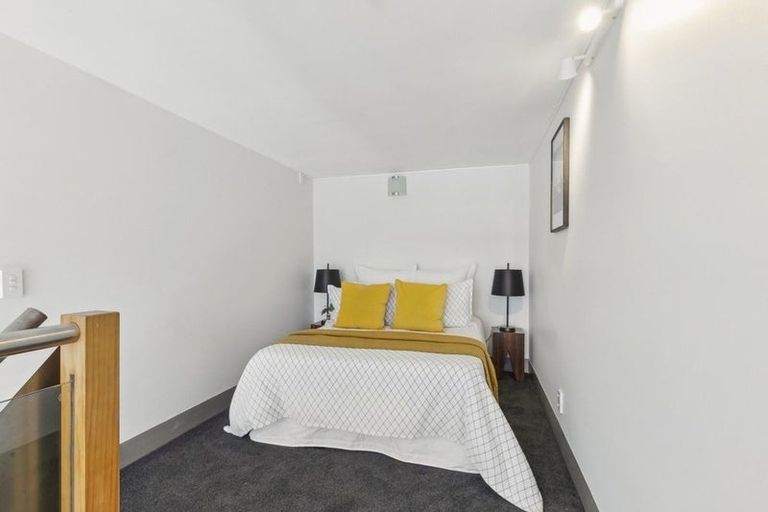 Photo of property in Urbane Apartments, 27/29 Webb Street, Mount Cook, Wellington, 6011