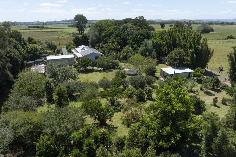 Photo of property in 810 Gill Road, Kaitaia, 0483