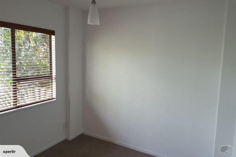 Photo of property in 46 Masterton Road, Rothesay Bay, Auckland, 0630