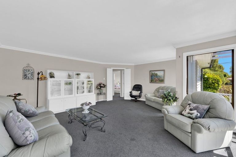 Photo of property in 233 Fifield Terrace, Opawa, Christchurch, 8023