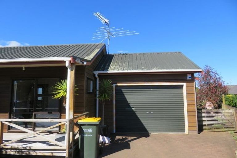 Photo of property in 26 O'connor Drive, Pukekohe, 2120