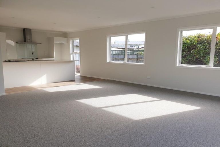Photo of property in 1 Oliphant Road, Raureka, Hastings, 4120