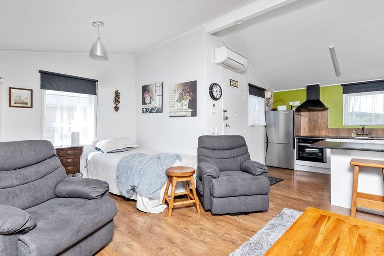 Photo of property in 22 Colville Street, Masterton, 5810