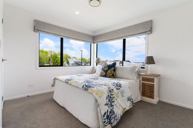 Photo of property in 1 Wesleyan Street, Paerata, 2124