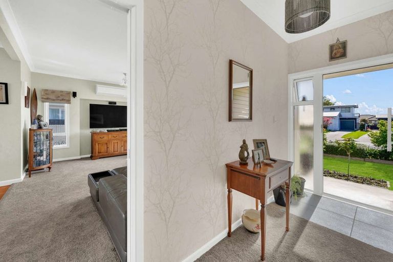 Photo of property in 16 Alamein Crescent, Onekawa, Napier, 4110