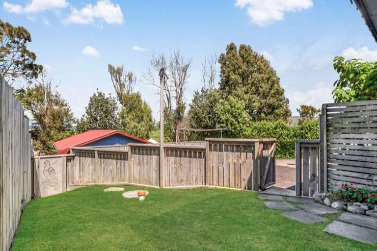 Photo of property in 1/130 Pukehina Parade, Pukehina, 3189