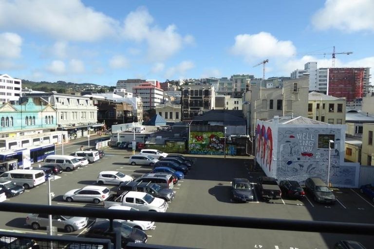 Photo of property in Hannahs Corner, 28/8 Leeds Street, Te Aro, Wellington, 6011