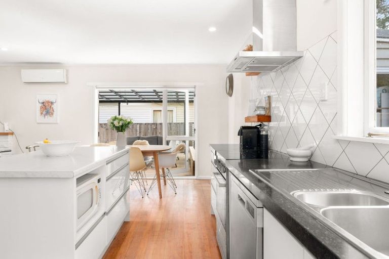 Photo of property in 38 Urlich Avenue, Melville, Hamilton, 3206